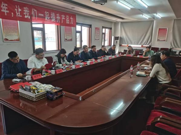 河北易縣一行領(lǐng)導蒞臨我司考察學(xué)習農業(yè)產(chǎn)業(yè)化先進(jìn)經(jīng)驗